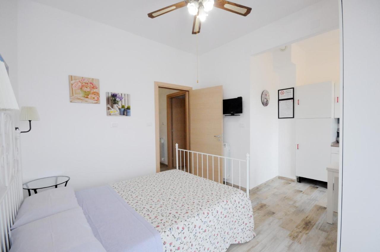 Cortesia 4 Bologna Luaran gambar